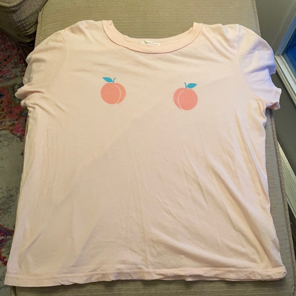 Pink t-shirt